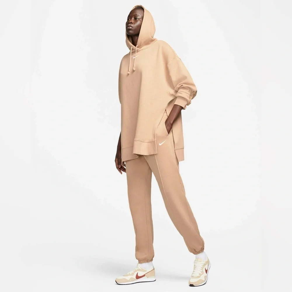 Nike Collection Fleece Loose-Fit Cuffed Sweatpants- Sand- Size XS